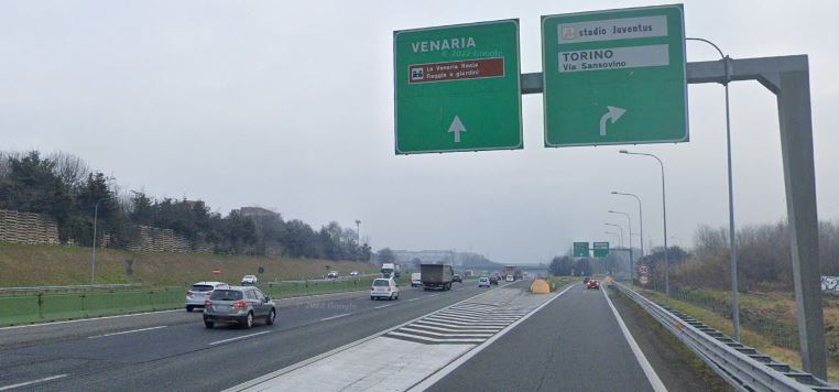 Incidente Tangenziale Torino oggi 8 febbraio 2022 scontro a Venaria (1)