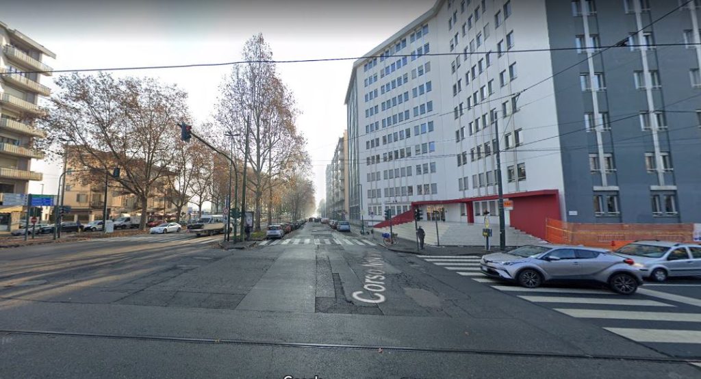 Incidente Corso Novara Torino oggi 4 marzo 2022: scontro tra 3 auto