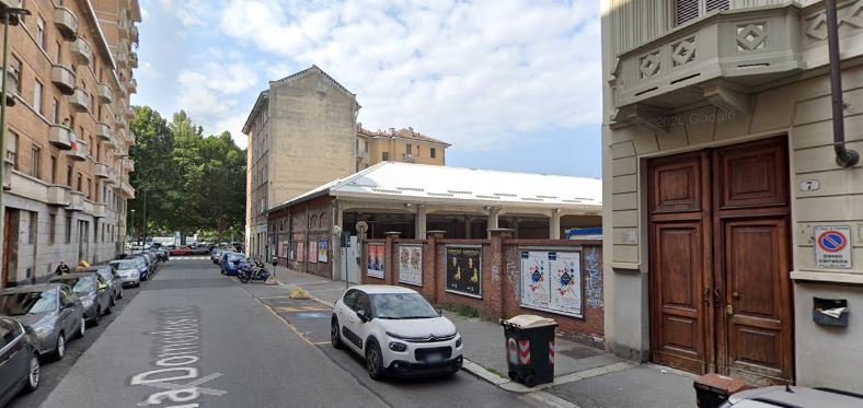Sparatoria in strada a Torino: ferita una donna in via Domodossola