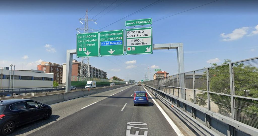 Incidente Tangenziale Torino oggi 21 giugno 2022 dopo Corso Francia