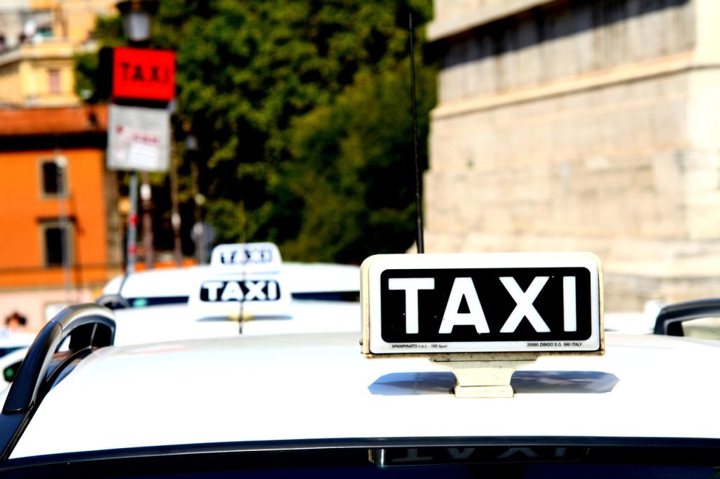 Sciopero taxi contro il DDL Concorrenza le proteste continuano