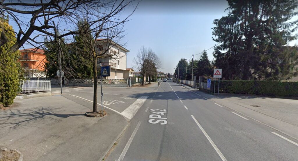 Incidente a Rivarolo Canavese in via Favria oggi 13 settembre 2022: moto contro auto