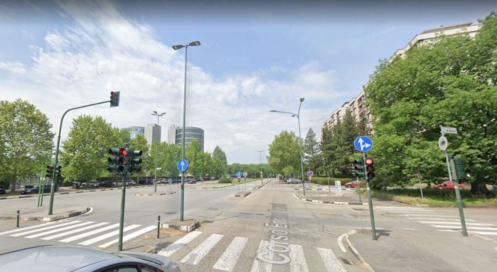 Incidente corso Tazzoli Torino oggi 10 novembre 2022: scontro auto-moto
